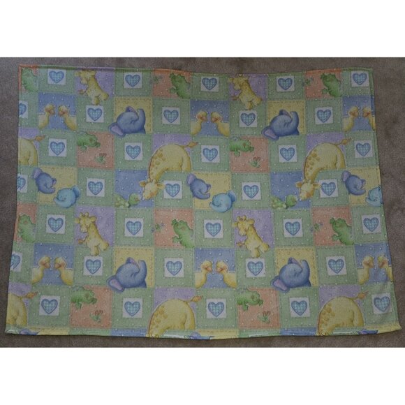 Handmade Fleece Blanket Throw Frog Elephant Giraffe Duck Little Pond 43" x 57" - Picture 6 of 6